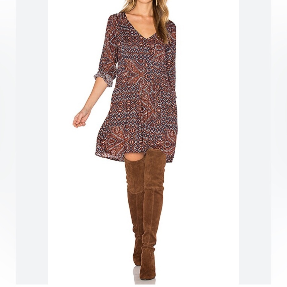 Sanctuary boho geometric print dress with long sleeves with side pockets. Size S